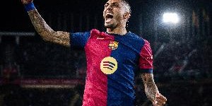 华体会hth官网入口-每体：巴萨不满安切洛蒂征召拉菲尼亚，想让他踢一场世预赛就回来