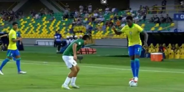 华体会登录入口-双脚站到足球上得吃黄牌！德佩不服？解释来了！