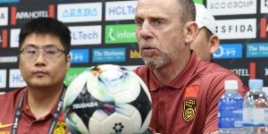 华体会官网-北青：国足东亚杯对阵日本酝酿变阵5后卫